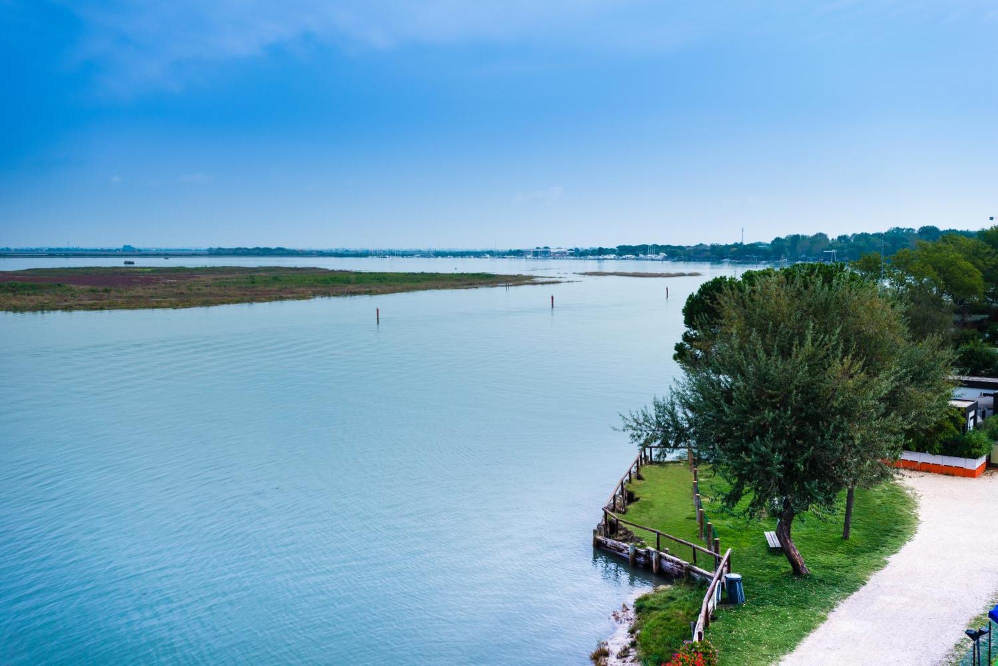 Appartamento Residenza Le Acacie Bibione Esterno foto