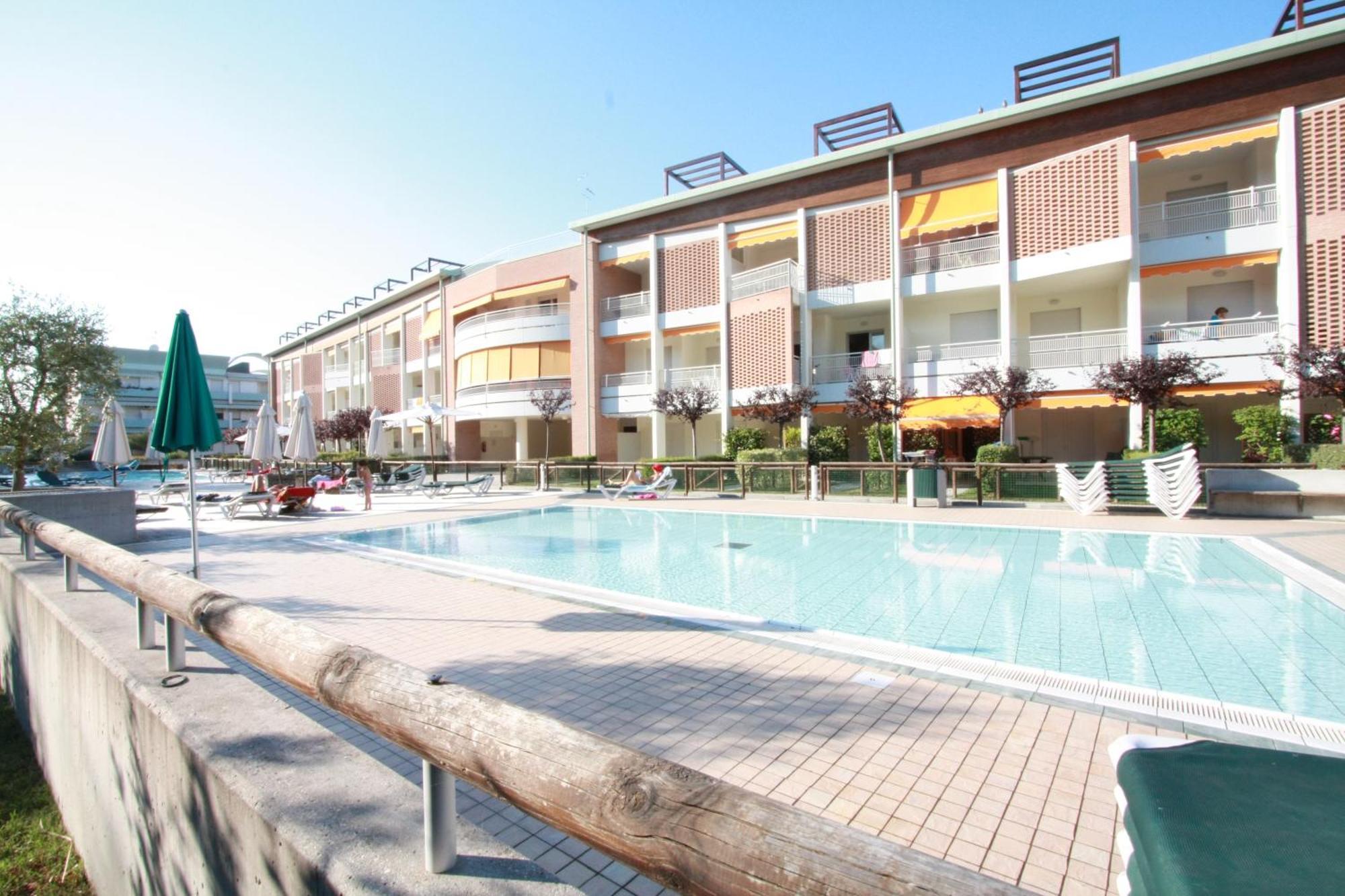 Appartamento Residenza Le Acacie Bibione Esterno foto